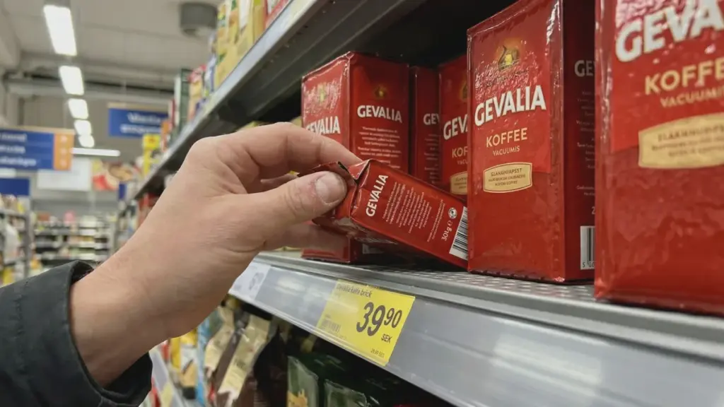 Gevalia filtrovaná káva drasticky zmenšuje velikost balení v švédských obchodech po globální kávové krizi